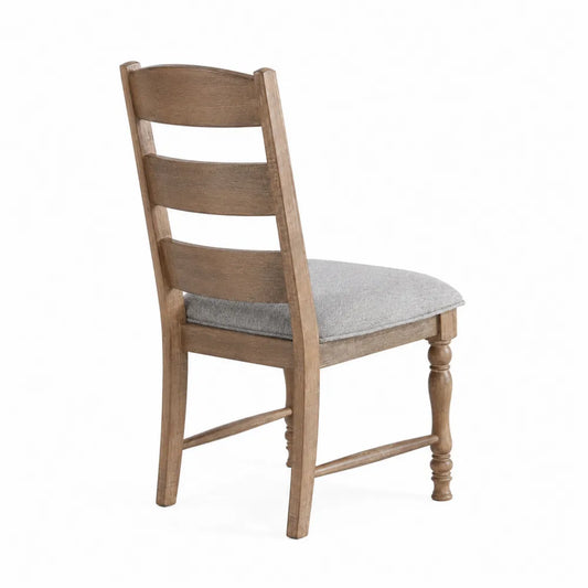 Chaise en bois avec assise en tissu gris